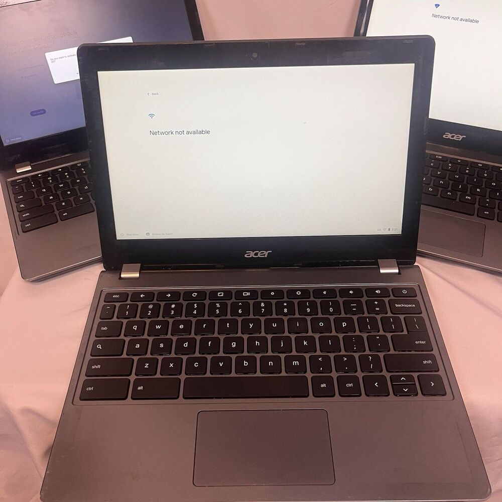 Acer C740-C4PE 11.6" Chromebook Intel 4GB RAM 16GB SSD Good Condition With USBC - Picture 2 of 9